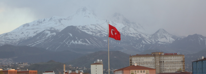  Erciyes Dağı 